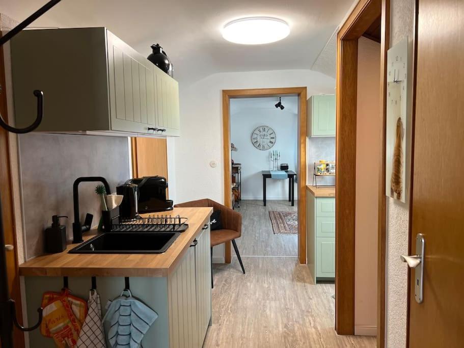 מירבוש Gemuetliches Apartment Fuer Messe, Job & Kurzurlaub Im Gruenen, Naehe Duesseldorf מראה חיצוני תמונה