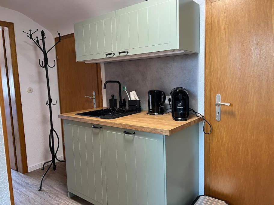 מירבוש Gemuetliches Apartment Fuer Messe, Job & Kurzurlaub Im Gruenen, Naehe Duesseldorf מראה חיצוני תמונה